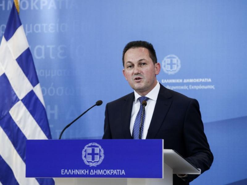 Στ. Πέτσας: Ειδικό σχέδιο για τη διανομή του Αγίου Φωτός