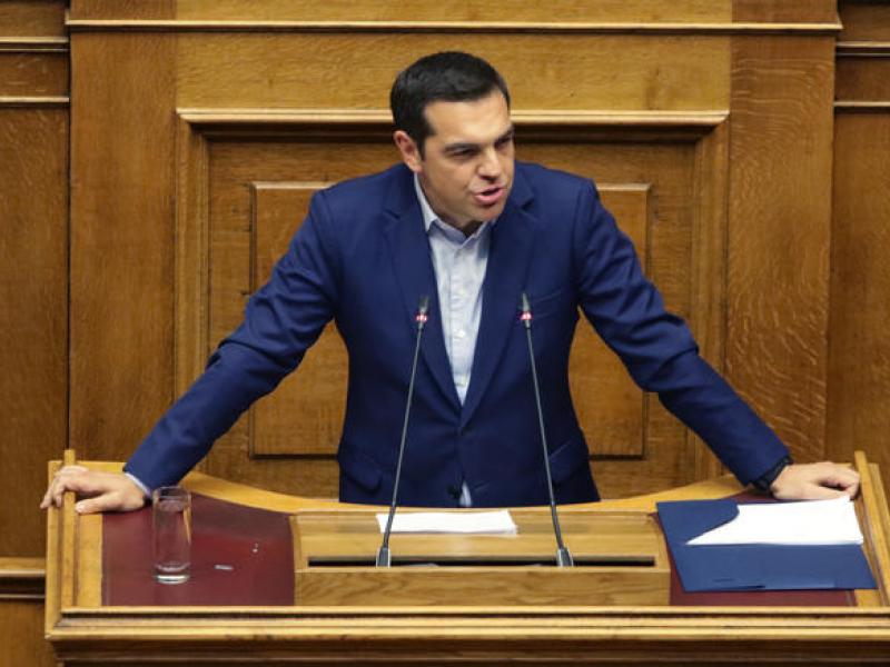 Τσίπρας σε Μητσοτάκη: Υφυπουργός σας επιτέθηκε σε πρύτανη