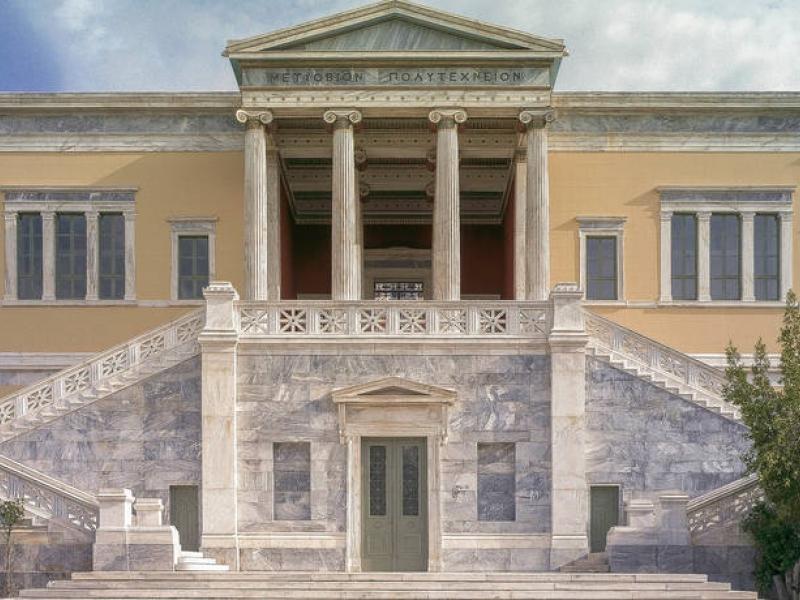 Πολυτεχνείο Αθήνας: Εκτός ιστορικού κτιρίου αλλά και campus για δύο εβδομάδες προληπτικά όσοι ταξίδεψαν σε χώρες κινδύνου