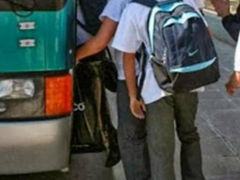 Γονείς Σπάτων-Αρτέμιδας: Παράσταση διαμαρτυρίας για τη μεταφορά των μαθητών