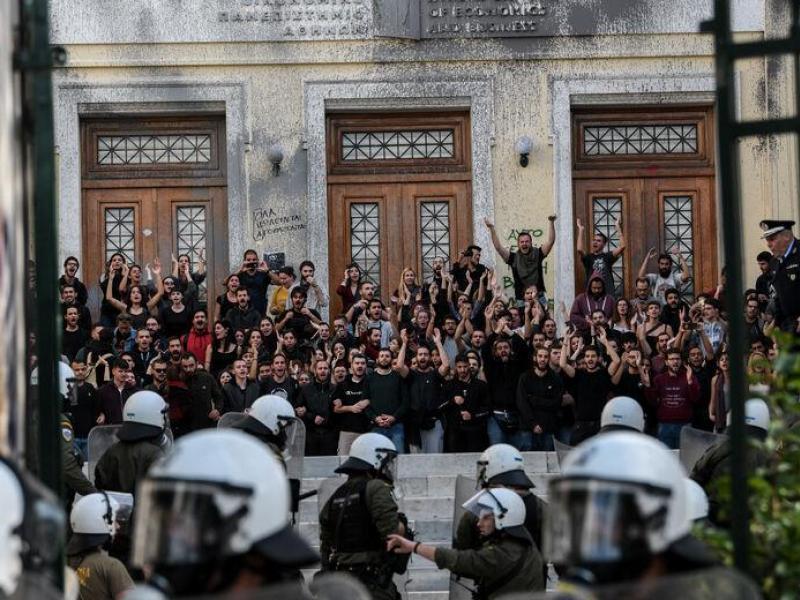 ΑΣΟΕΕ: Αθώοι οι δύο φοιτητές