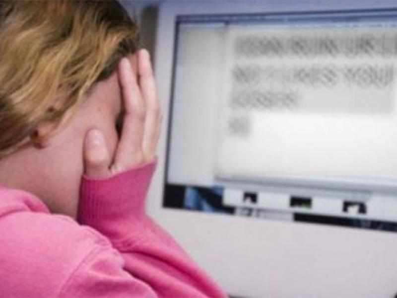 Μεγάλη αύξηση στις καταγγελίες διαδικτυακής παιδικής κακοποίησης...