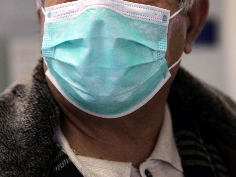 Κορονοϊός-γρίπη: Στα «ύψη» τα κρούσματα και οι νοσηλείες
