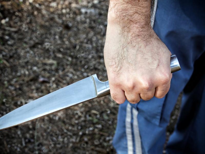 Αιματηρό επεισόδιο στη Λάρισα: 55χρονος μαχαίρωσε 61χρονο - Νοσηλεύεται σε ΜΕΘ