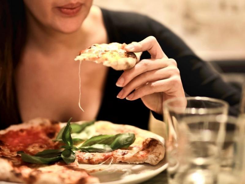 Έρευνα ΙΕΛΚΑ: Αλλάζουν οι διατροφικές συνήθειες – Μόνο δύο στου δέκα τρέφονται πιο υγιεινά στην καραντίνα