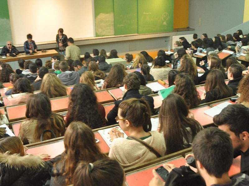 Έκκληση γονέων για καταβολή φοιτητικου επιδόματος 2018-2019
