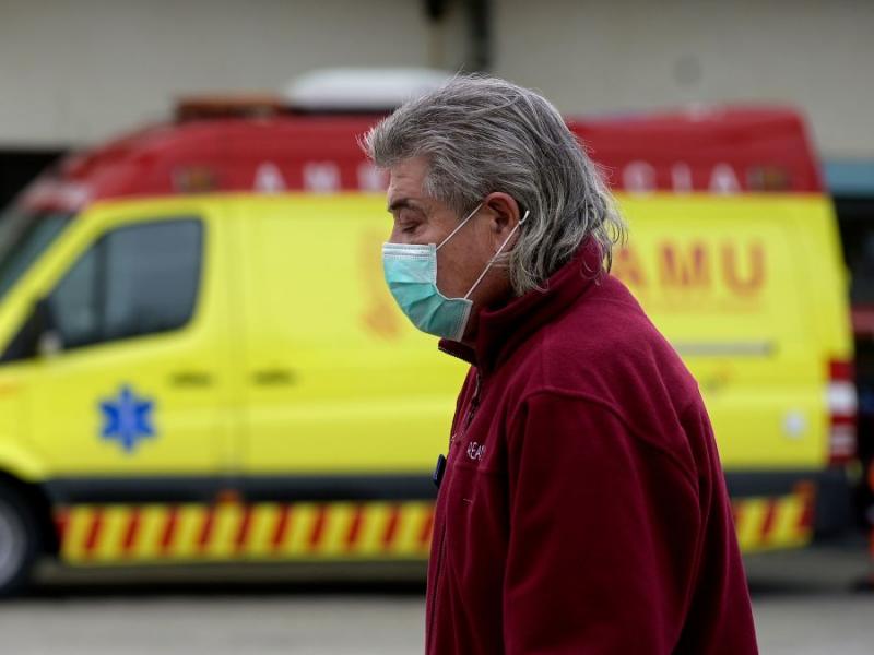 Ακόμα ένας νεκρός από τον κορονοϊό στην Καστοριά. Ήταν 55 ετών ...