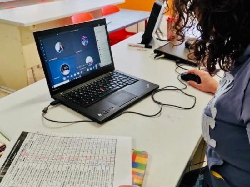 Εξ αποστάσεως εκπαίδευση: Ζητούν «στρατιωτική αναφορά» από τους διευθυντές για τη συμμετοχή εκπαιδευτικών 
