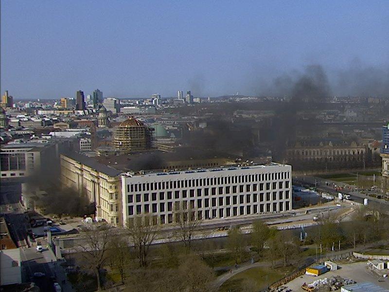 Πυρκαγιά ξέσπασε στο Ανάκτορο του Βερολίνου- Υπάρχει τραυματίας