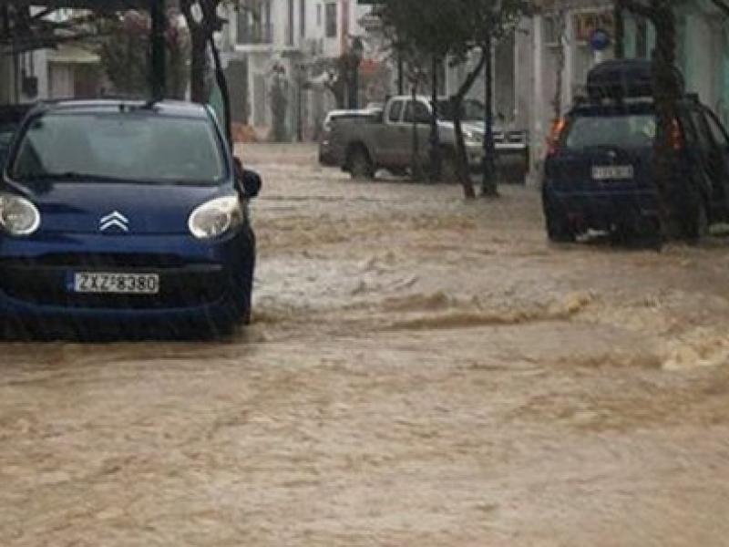 Προβλήματα από την κακοκαιρία σε Μαγνησία και Σποράδες