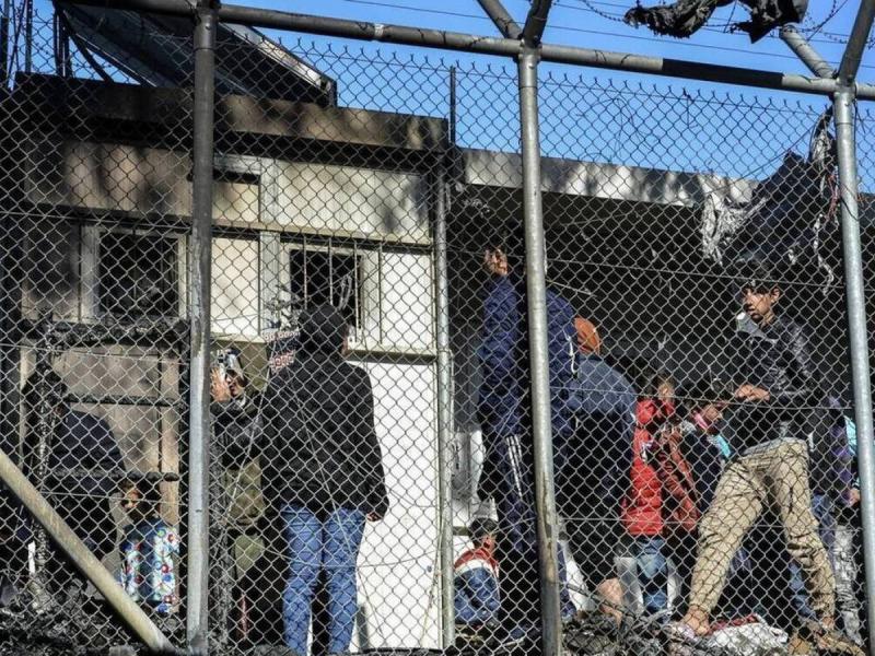 Φρίκη στη Μαλακάσα: Έκαψαν, μαστίγωσαν και βίασαν 16χρονο σε δομή