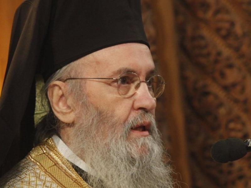 Μητροπολίτης Ιερόθεος στον ιερέα από το Κουκάκι: «Δεν χρειαζόμαστε παλικαράδες»