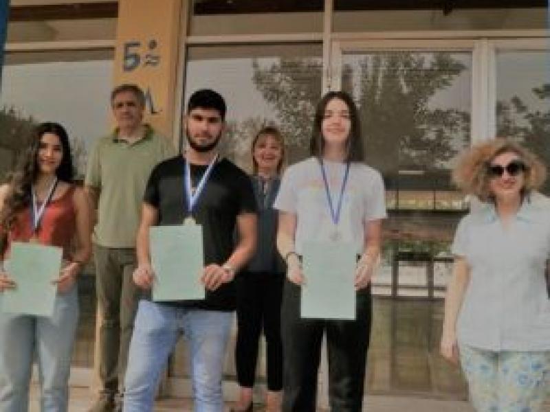 5o ΓΕΛ Τρικάλων: Απονομή τιμητικών διπλωμάτων και μεταλλίων