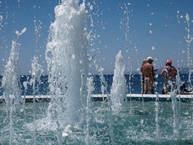 Ξεκινά τριήμερος καύσωνας