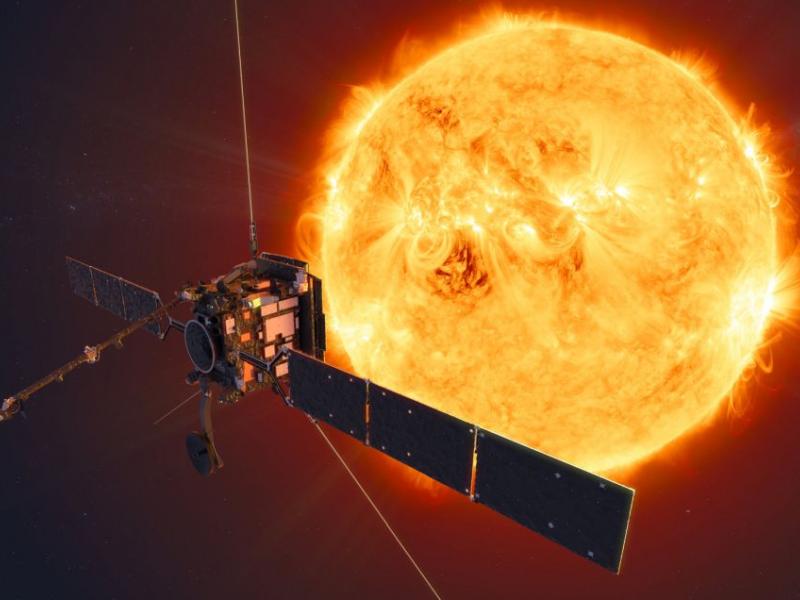 Το Solar Orbiter ετοιμάζεται να περάσει μέσα από τις ουρές του κομήτη Atlas