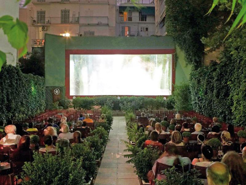 Παραστάσεις και συναυλίες σε ανοικτούς χώρους από 15 Ιουλίου - Από 1 Ιουνίου θερινά σινεμά