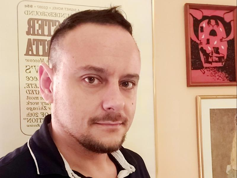 Ο Γκίκας Μαγιορκίνης στην αποφοίτηση των Εκπαιδευτηρίων Γείτονα