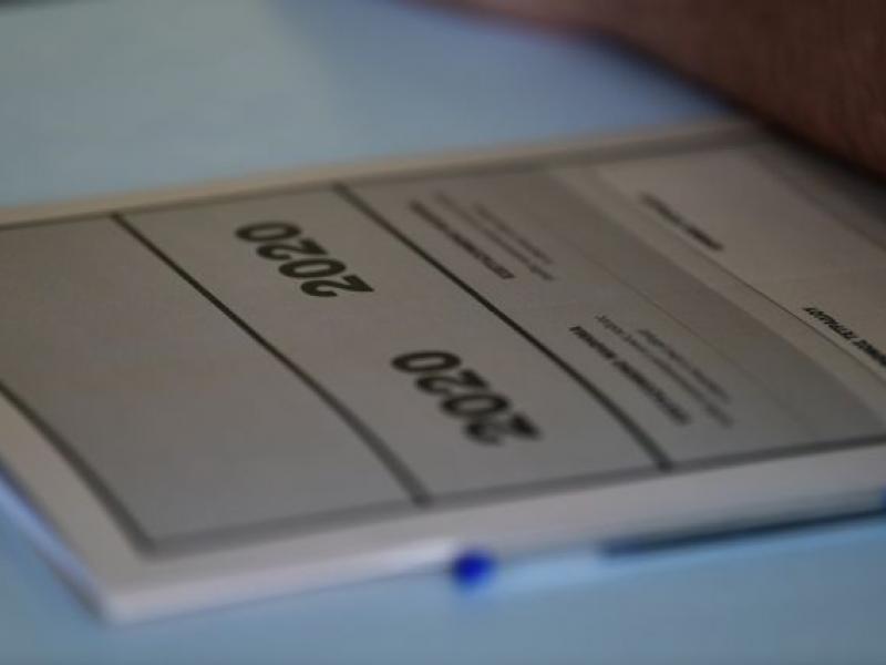 Πανελλαδικές ΓΕΛ 2020: Σε Χημεία, Οικονομία και ΑΟΘ εξετάζονται ...