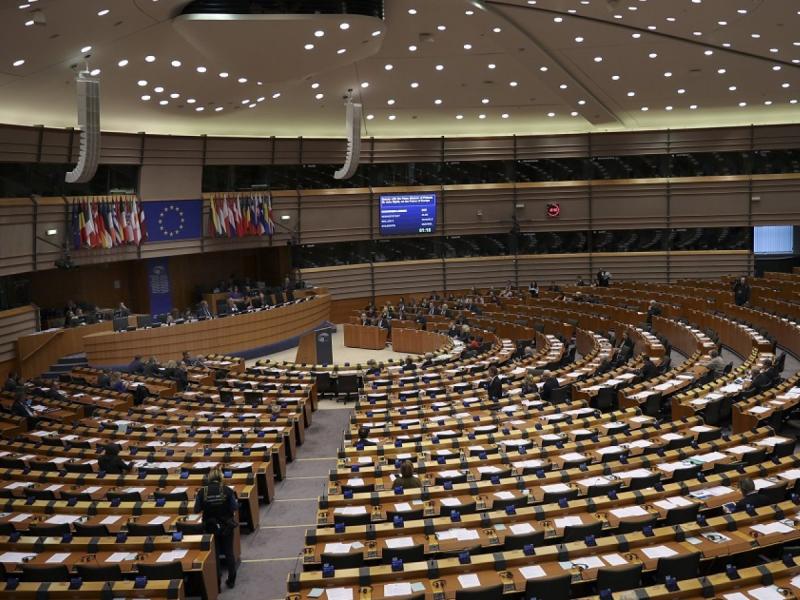 «Σχολεία Πρέσβεις του Ευρωπαϊκού Κοινοβουλίου»: Δηλώσεις συμμετοχής στο πρόγραμμα του υπ. Παιδείας