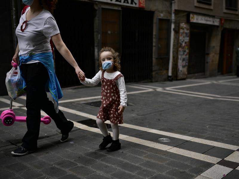 Ιταλία: «Αν δεν φορέσουν μάσκα όλοι οι πολίτες, θα πρέπει να ξανακλείσουμε τα πάντα»