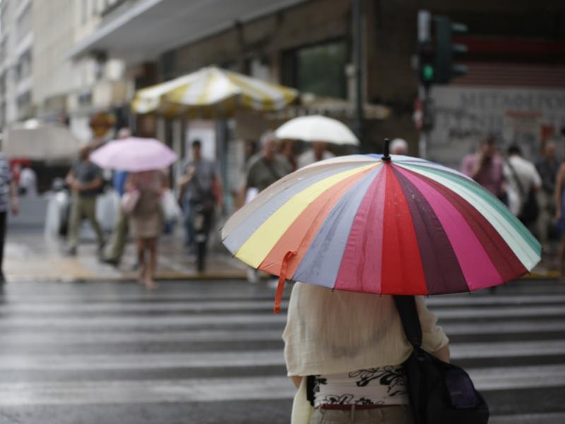 Καιρός: Βροχές, καταιγίδες και πτώση θερμοκρασίας