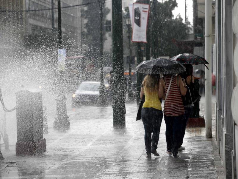 Καιρός: Βροχές και καταιγίδες 