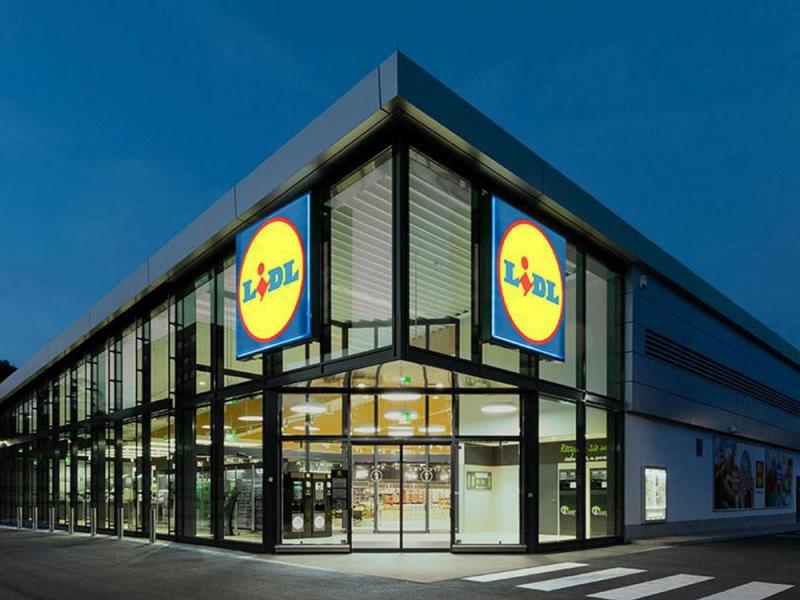 Lidl: Μετά τα μαθήματα εργοδοτικής αυθαιρεσίας… και μαθήματα εκπαίδευσης