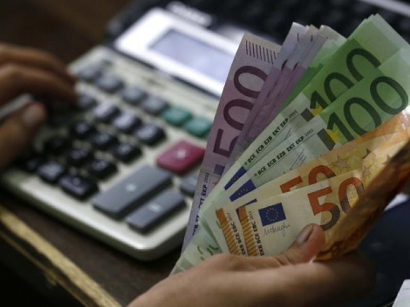 Πάσχα 2025: Οι αλλαγές στις τραπεζικές συναλλαγές και το ωράριο λειτουργίας