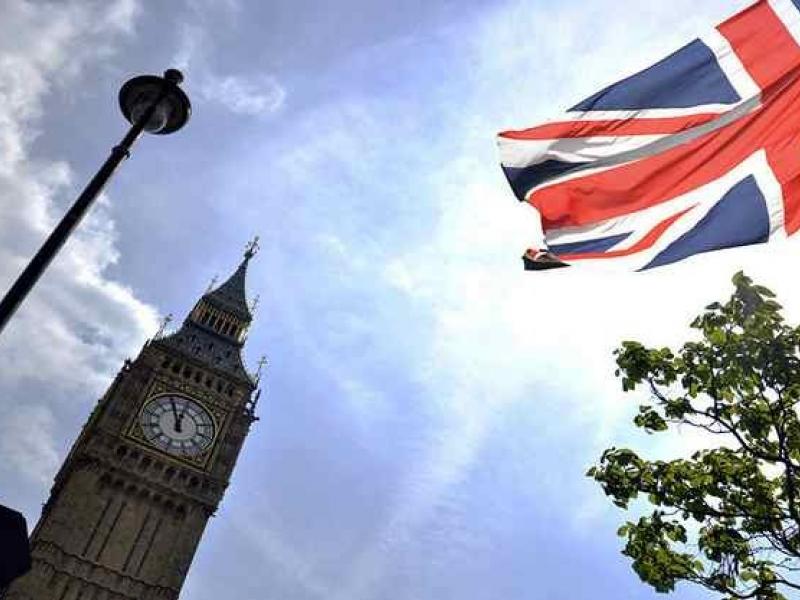 Βρετανία: Παραιτήθηκαν οι υπουργοί Οικονομικών και Υγείας