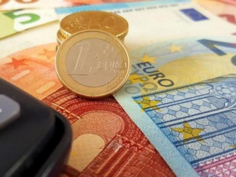 Ποιοι πληρώνονται σήμερα τα 534 ευρώ από το πρόγραμμα «Συν-εργασία»: