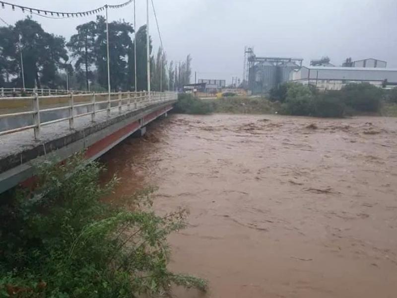 Καρδίτσα: Με δύο ελικόπτερα ο απεγκλωβισμός κατοίκων στην περιοχή Οξυά