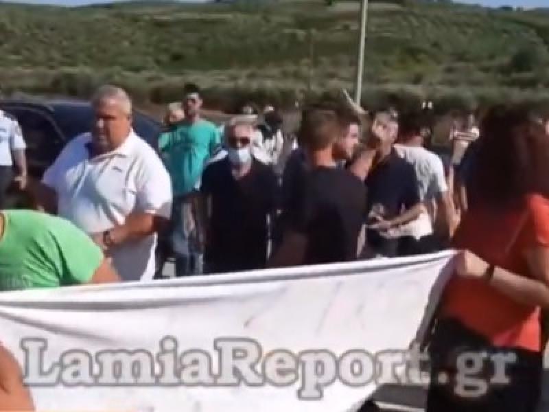 Καμένα Βούρλα: Παρέμβαση εισαγγελέα για την απαράδεκτη συμπεριφορά κατοίκων