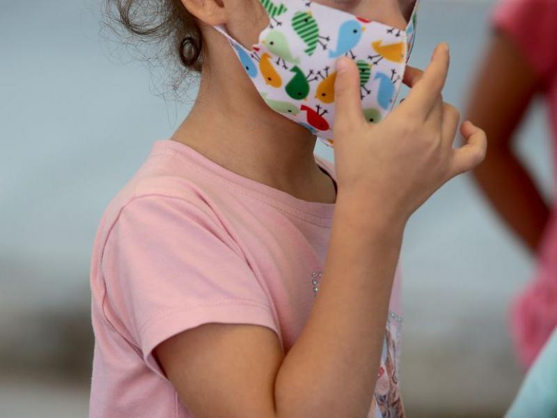 Κορονοϊός- Λινού: «Μόνο με μάσκα τα παιδιά στο σχολείο- Να γίνεται καθημερινά τεστ» 