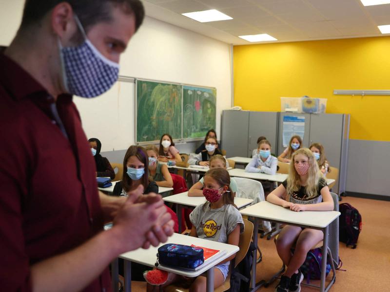 Αυξημένες ανησυχίες των γονεών εν όψει της νέας σχολικής χρονιάς - Η κυβέρνηση δεν προετοιμάστηκε ώστε να λειτουργήσουν με ασφάλεια τα σχολεία