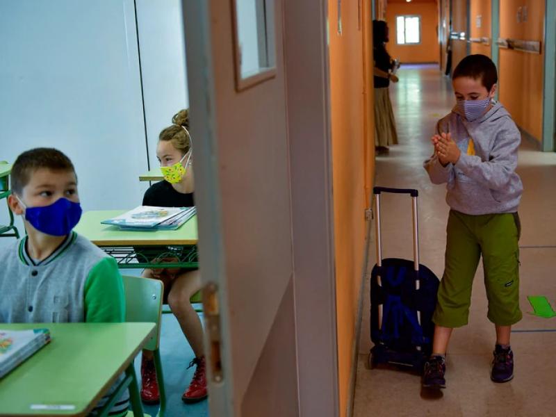 Ισπανία: Κρούσματα κορονοϊού σε 53 σχολεία την πρώτη εβδομάδα επαναλειτουργίας