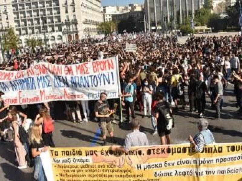 Γονείς περιφέρειας Αττικής για τη βία κατά μαθητών: Η τρομοκρατία δεν μας φοβίζει