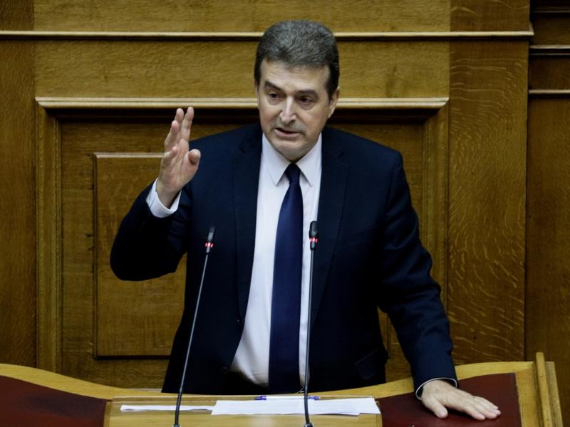 Επιμένει ο Χρυσοχοΐδης: «Σαπουνόπερα»η σύλληψη του μαθητή - 150 μολότοφ στο Εφετείο