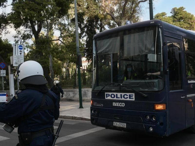 Κορονοϊός-Πολυτεχνείο: Επέστρεψαν οι αστυνομικοί στη Λαμία μετά από κρούσμα