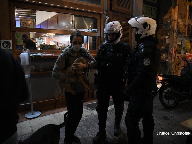Αγριότητες τώρα από την αστυνομία στα Εξάρχεια - Νέες Φωτογραφίες
