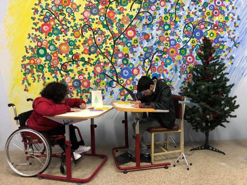 Μαθητές με αναπηρία έστειλαν κάρτες και ζωγραφιές σε γιατρούς-νοσηλευτές