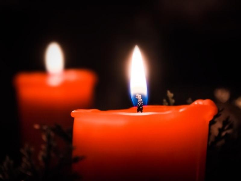 death candles θάνατος εκπαιδευτικού