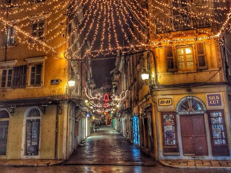 Χριστούγεννα-Κέρκυρα: Βενετσιάνικο χρώμα και γεύσεις έχουν οι γιορτές 