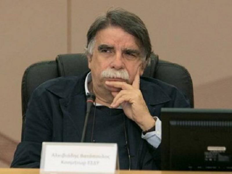 Κορονοϊός: Θα έχουμε τις μάσκες όλο το 2021 σύμφωνα με τον Βατόπουλο