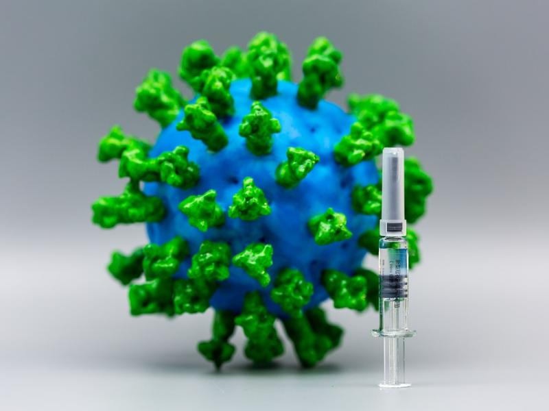 Το εμβόλιο κορονοϊού και ο κίνδυνος μεταλλαγμένων στελεχών 