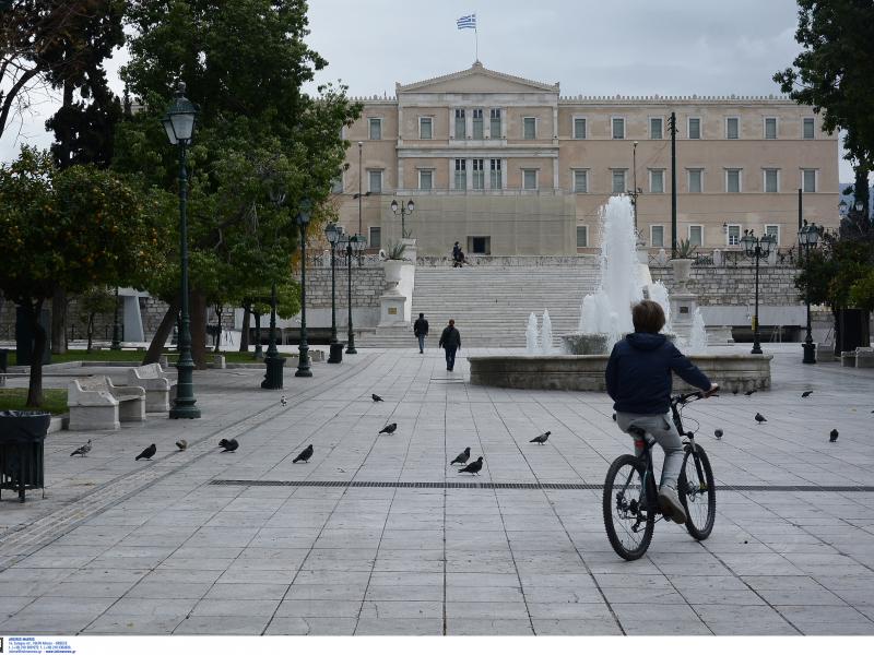 Κορονοϊός: 521 κρούσματα σε Αττική, 132 σε Θεσσαλονίκη