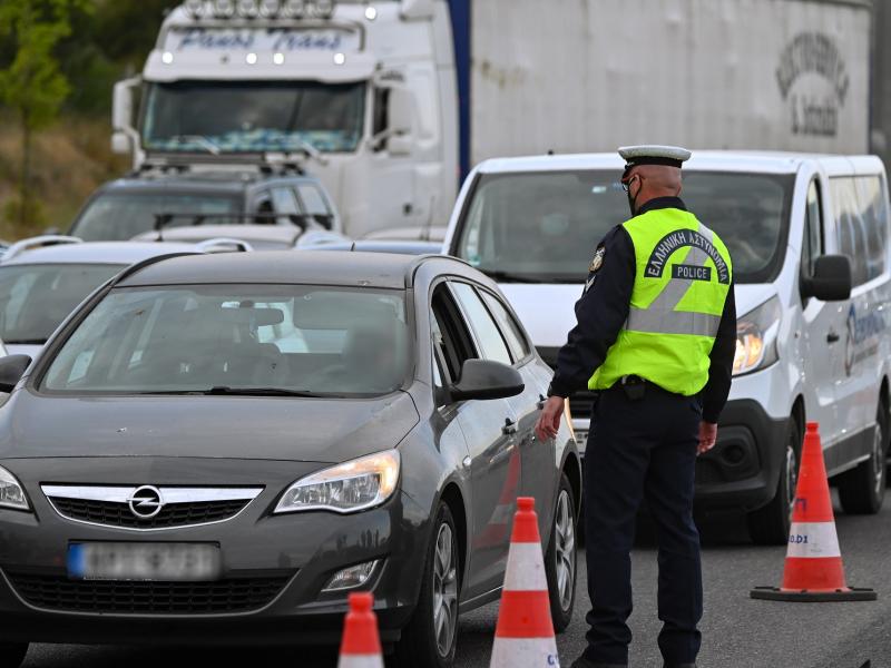 Τροχαία: Κυκλοφοριακές ρυθμίσεις μέχρι το Μάιο στην εθνική Αθηνών-Κορίνθου- Πώς θα εξυπηρετηθούν οι οδηγοί