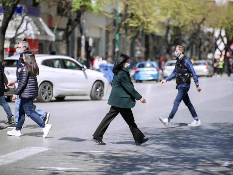 Lockdown - SMS για μετακίνηση: Πότε θα σταματήσουν