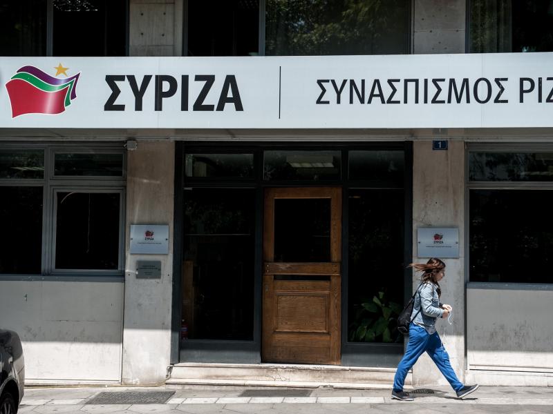 ΣΥΡΙΖΑ: Ομολογούν την ληστεία με την ρήτρα και ετοιμάζουν νέα απάτη σε βάρος των πολιτών