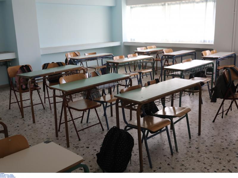 Σχολεία: Το Μεσολόγγι «αδειάζει» την κυβέρνηση που αποφάσισε άνοιγμα 