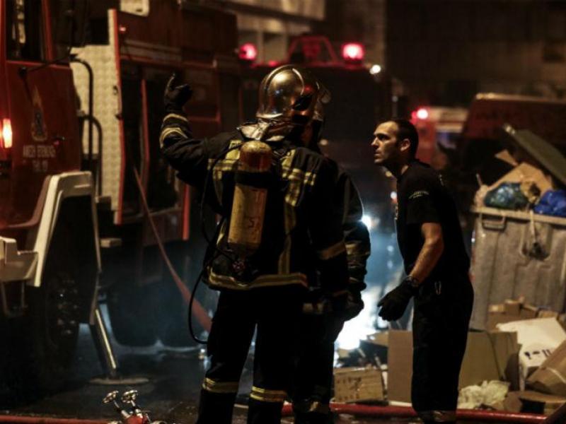 Θεσσαλονίκη: Φωτιά σε διαμέρισμα - Διασώθηκε μια ηλικιωμένη με αναπνευστικά προβλήματα